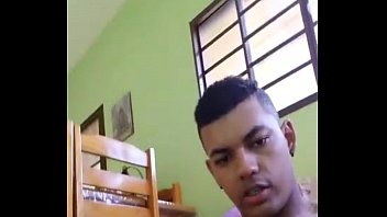 Porno gay moreno guepo rubio guapo