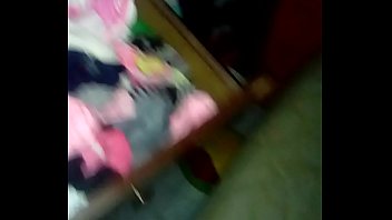 Video porno de chica violada en el baño zorras