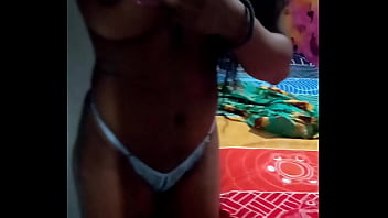 Maduras enseñando a adolecente a sexo