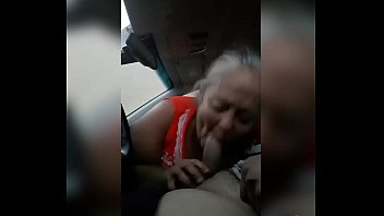 Abuelas tragando pollas